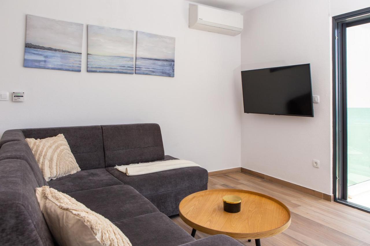 Sun Resort Apartments Zečevo Esterno foto